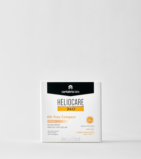 Heliocare 360º Oil-Free Compact SPF 50+ - Light 15 g